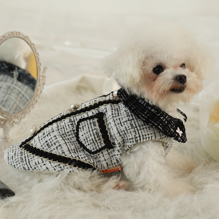 Luxury Redefined: Elegant Princess Jacket for Dogs & Cats